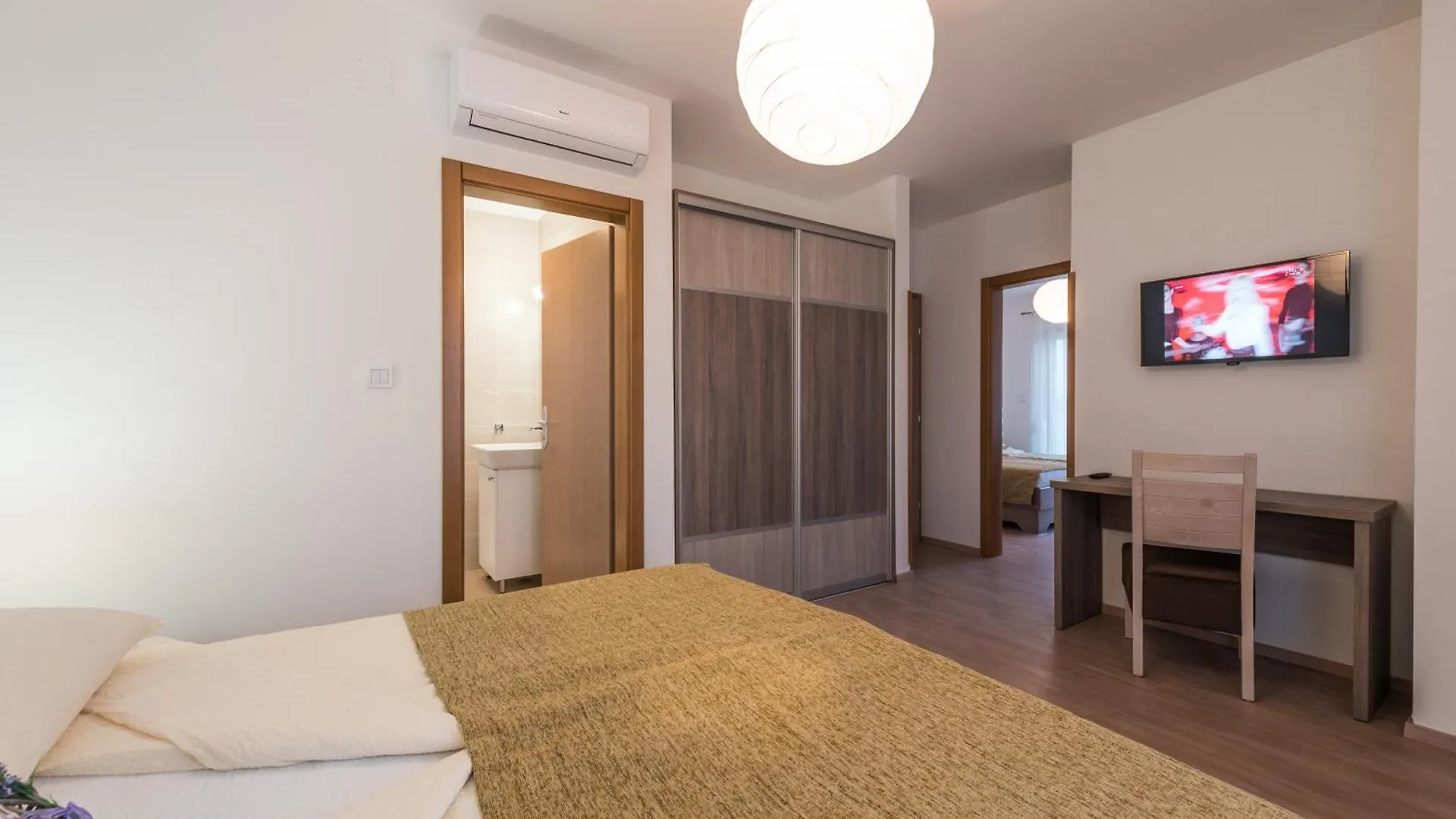 Luxury Escape With Swimming Pool & Modern Design Villa Debeljak 0*,