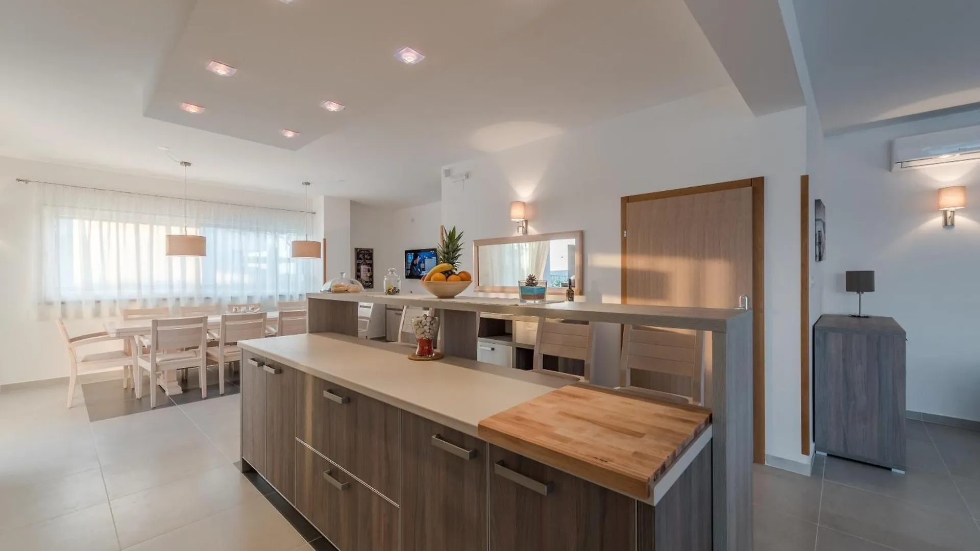 Luxury Escape With Swimming Pool & Modern Design Villa Debeljak