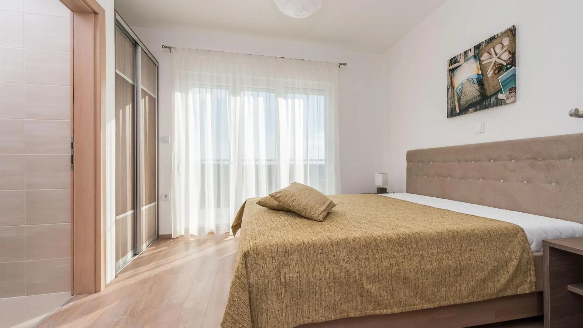Luxury Escape With Swimming Pool & Modern Design Villa Debeljak